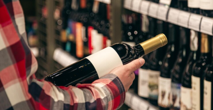How to Choose the Perfect Bottle at a Fine Wine Store