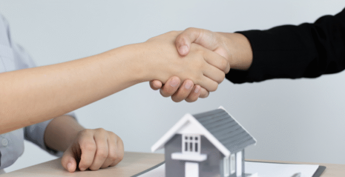Tips for First-Time Buyers in Residential Real Estate Auctions